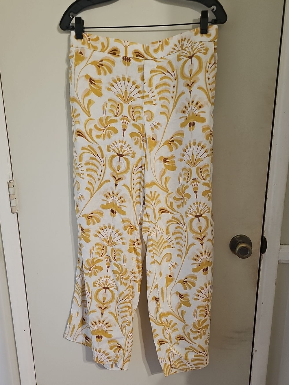 Banana Republic White Wide-Leg Pants with Yellow Floral Print